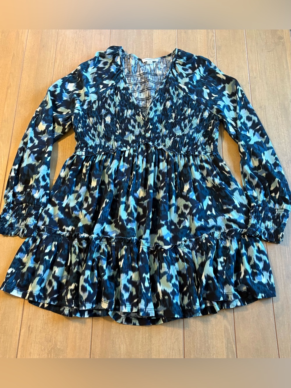 BeachLunchLounge Smocked Boho Peasant Tunic Blouse L Blue Ruffle Top Cottagecore